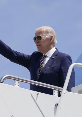 الرئيس الأمريكي جو بايدن يصل الأراضي الفلسطينية المحتلة