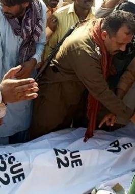 غرق قارب في باكستان