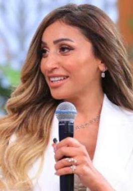 دينا الشربيني
