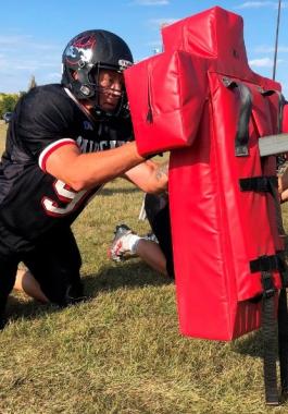 أمريكى 49عاما