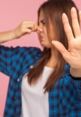 علاج رائحة كريهة من المهبل تشبه رائحة السمك ب5 طرق