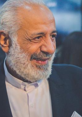 أيمن زيدان