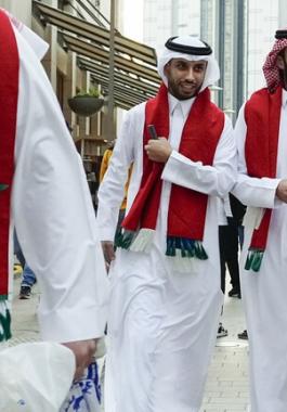 بالفيديو: مشهد مؤثر.. قطري يوثق ما حل ببلاده بعد نهاية كأس العالم!