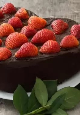 كيكة عيد الأم 2023