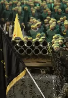 حزب الله يعلن استشهاد أحد عناصره بقصف 
