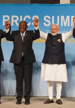 بينها 3 دول عربية.. قائمة 5 دول قد تنضم إلى مجموعة 