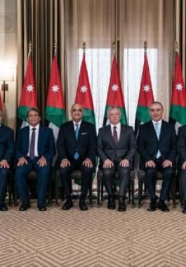 وزراء الحكومة الأردنية يقدمون استقالاتهم تمهيدًا لإجراء تعديل وزاري.jpg