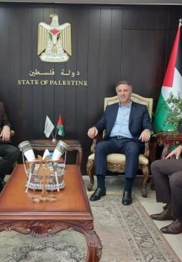 عساف.jpg-4484ffe8-c9dd-4806-9e52-28380f4a338e.jpg
