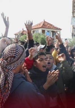 تجمع المواطنين قرب تبة النويري