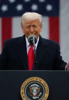 ttrump-df2-1743625134.webp