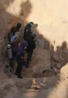 انتشال رُفات أسير إسرائيلي في غزة