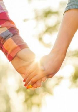 6988205-mood-girl-boy-forever-love-hands-feeling-980x498