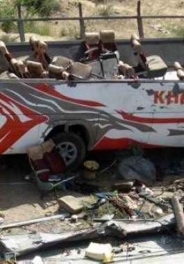 مصرع 17 شخصاً وإصابة العشرات إثر حادث سير مروع في الخرطوم