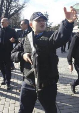 984770ed-c506-4022-a92b-63692774ed30_16x9_600x338