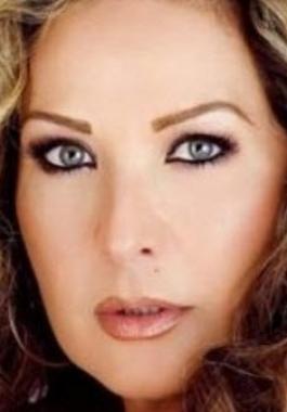 الفنانة رغدة 