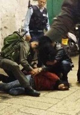 اعتقال4 مقدسيين بتهمة الاعتداء على حراس المستوطنين