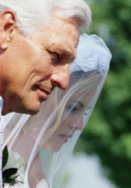BRIDE-AND-FATHER-1-422x280