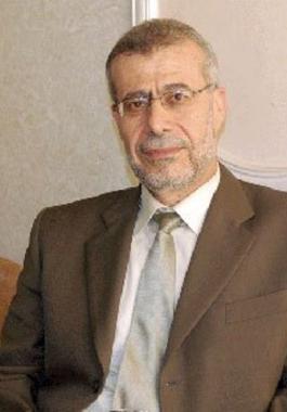 الاحتلال يواصل اعتقال البروفيسور 