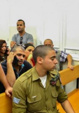 ليبرمان يتوقع إصدار عفو عن الجندي قاتل الشهيد الشريف