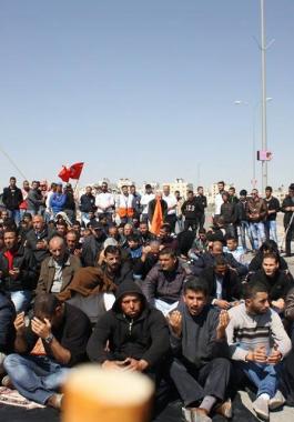 صور-صلاة-الجمعه-في-بوابة-القدس-1