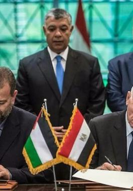 توقيع اتفاق المصالحة فلسطينية بين رحكتي فتح وحماس 