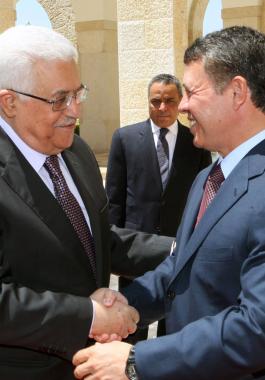 ملك الأردن يهنئ الرئيس بإتمام المصالحة وإنهاء الانقسام.jpg