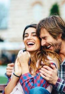 10 أشياء ينبغي معرفتها إن كنت تحب شخصاً انطوائياً