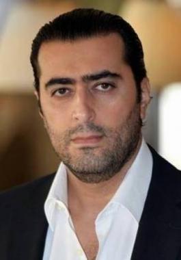بالصورة : باسم ياخور في أقسى رد على أحد متابعيه الذي اتّهمه بالتبذير!!