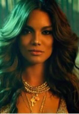 بالصور: بطلة Despacito في هذه الدولة العربية