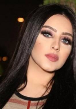 شاهدوا : ابن 'المهرة' البحرينية يخطف الانظار بوسامته!