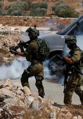 جيش الاحتلال يتعمد تخريب ممتلكات المواطنين أثناء عمليات الاعتقال