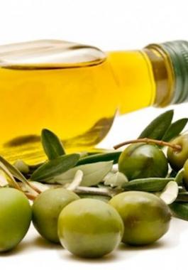 أندونيسيا تعفي التمر وزيت الزيتون الفلسطيني من الضرائب