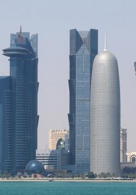 ماذا يعني خفض التصنيف الائتماني لقطر؟