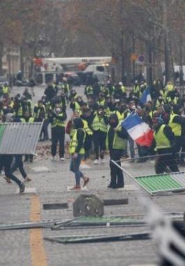 اضرابات فرنسا