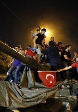تركيا تطالب ألمانيا بتسليمها متهمًا بارزًا بمحاولة الانقلاب