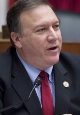 وزير الخارجية اللأمريكي يهدد إيران بإنهيار إقتصادها