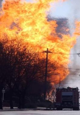 البحرين تكشف ملابسات انفجار أنبوب نفط مساء الجمعة.jpg