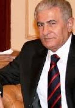 عباس زكي.jpg