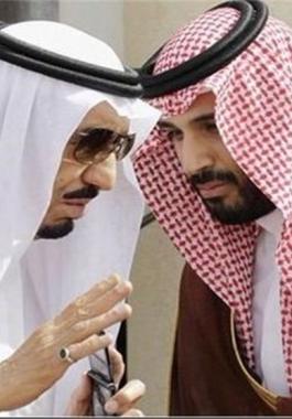 الملك سلمان ونجله.jpg