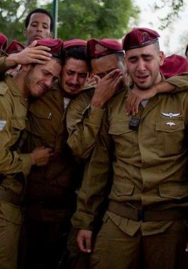 هآرتس تكشف عن دفن جثة جندي إسرائيلي في غزة عام 48.jpg