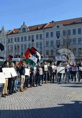 بالصور: وقفة تضامنية مع الأسرى في السويد