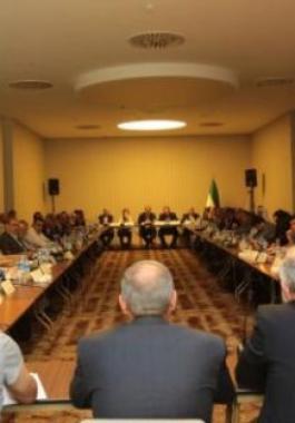 بدء مؤتمر المشرفين على شؤون الفلسطينيين بمقر الجامعة العربية غدًا.jpg