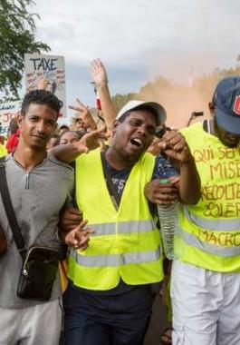 ثورة السترات الصفراء