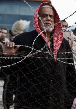 حصار  غزة.jpg