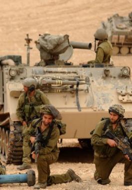 تدريبات عسكرية.