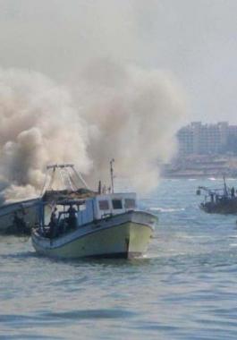 الاحتلال يستهدف مراكب الصيادين قبالة بحر السودانية.jpg