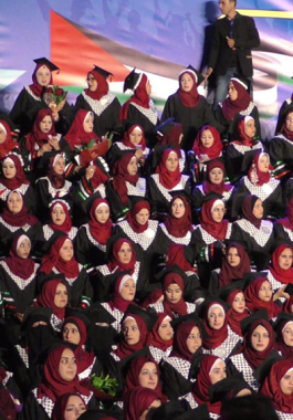 بالفيديو والصور: 