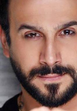 قصي خولي يحتفل مع جمهوره بالمليونين!