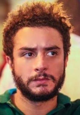 أحمد الفيشاوي يثير الجدل من جديد بسبب ابنته.. وردّ فعله غريب!