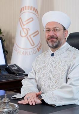رئيس الشؤون الدينية التركية يدعو المسلمين لشد الرحال للأقصى